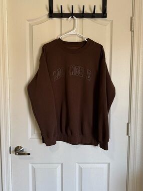 Eighty Eight Chocolate Brown Crewneck Sweatshirt with 'Los Angeles' Arch